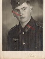 Foto WW2 Portrait Deutscher Soldat aus Gießübel Thüringen Großfoto
