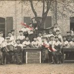 Foto-AK 1.WK Deutsche Soldaten Preussen Art.Pickelhaube Hagenau Els.