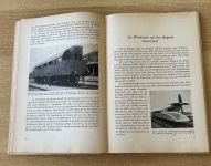Buch" Der platz Des Führers" 1931 Motorrad, Auto, lokomotive, Flugzeug, Zeppelin