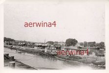 Schleppkähne an der Donau Kriegsbrücke Turmu Maqurele Rumänien