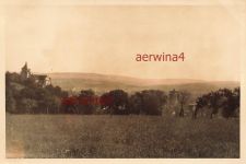 Blick auf die Kirchen in Tonnerre Frankreich