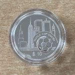 10 Dollar 1994 Karibik Skyline Manhattan Fussball PP Silber mit Zertifikat
