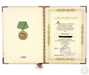 DDR NVA Treue Dienste Nachlass Ehrengeschenk Urkunden Medaillen Oberstleutnant