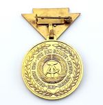 DDR Reservistenabzeichen der Nationalen Volksarmee in goldfarben
