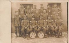 Fotokarte 1.WK Gruppenfoto Soldaten Militärmusiker Spielmannszug