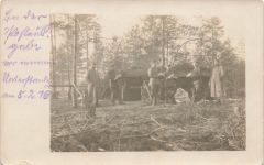 Foto-AK 1.WK Postausgabe Deutsche Soldaten Stellung Schloßberg bei Riga Lettland