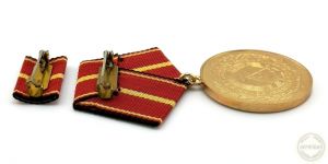 DDR Verdienstmedaille der NVA in Gold Urkunde Oberstleutnant der Reserve 1987