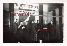 Deutsche Soldaten singen bei Feier 1. Jahr Norwegen Stavanger Norwegen