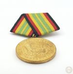 DDR Medaille Treue Dienste Grenztruppen der DDR Gold 15 Jahre Bartel 284b