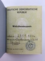 DDR NVA Wehrdienstausweis Offizier Leutnant Weißkeißel, UOS Rudolf Egelhofer