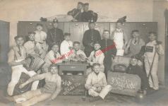 Foto AK 1.WK Soldaten Pickelhaube Sachsen Art.-Regt. 68 Riesa Budenzauber