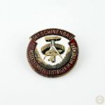 DDR Medaille für ausgezeichnete Leistungen im Wettbewerb Maschinenbau