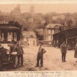 AK 1.WK Soldaten Auto Kathedrale Französische Stadt 1917 Patriotika Postkarte