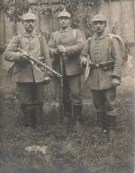 Foto 1.WK Soldaten Landsturm XII , 10 Kragenspiegel vor Einsatz