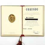 DDR NVA Urkunde Leistungsabzeichen der Nationalen Volksarmee 1965 Oberleutnant