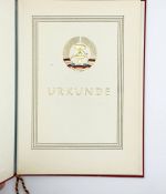 DDR VP Urkunde für vorbildliche Arbeit 1978 Meister der VP