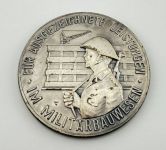 DDR NVA Medaille Für ausgezeichnete Leistungen im Militärbauwesen in Silber