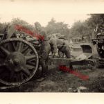 Pflege der Geschütze mit Fett und Öl nach dem Kampf in Frankreich