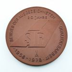 DDR Medaille 20 Jahre VEB Strassen- Tief- & Rohrleitungsbau Rodewisch