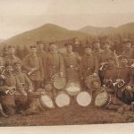 Fotokarte 1.WK Gruppenfoto Soldaten Militärmusiker Spielmannszug