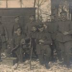 Fotokarte 1.WK Soldaten mit Maschinengewehr 08 Lafette Lehrkurs Frankreich