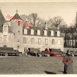 Wache an deutschem LKW am Schloß in Saint-Aubin-d'Aubigne Frankreich