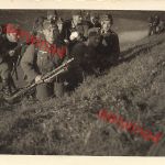Übung deutsche Soldaten mit MG 34