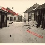 Deutscher Stabsarzt in J Armen Viertel in Schepetowska Ukraine Ostfront