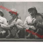 Ausrüstungs Appel deutsche Soldaten Tropenhelm Elefsina bei Athen Griechenland