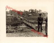 Vormarsch deutscher LKW Opel Behelfsbrücke bei Grodno Weißrussland Ostfront