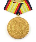 DDR Medaille für treue Dienste in der NVA in Gold
