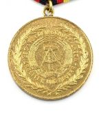 DDR Medaille für treue Dienste in der NVA in Gold