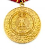DDR Medaille für 20 Jahre Treue Dienste Bewaffnete Organe MdI