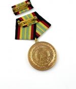 DDR Medaille für treue Dienste in der NVA in Gold