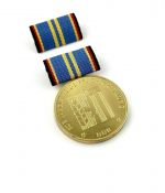 DDR Medaille langjährige Pflichterfüllung Stärkung Landesverteidung Gold 40Jahre