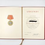 DDR NVA Urkunde Verdienstmedaille der NVA Bronze 1972 Stabsfeldwebel