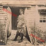 Foto-AK 1.WK Deutscher Soldat mit Jagdgewehr nach Entenjagd Ostfront