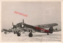 Deutsches Flugzeug Junkers Ju 88 mit Kennung C auf Fliegerhorst Winter Ostfront