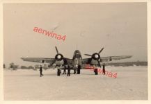 Deutsches Flugzeug Junkers Ju 88 auf Fliegerhorst im Winter Ostfront