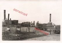 Vormarsch deutsche Fahrzeuge durch das zerstörte Ulla bei Witebesk Ostfront