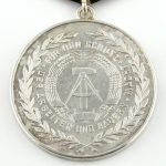 DDR NVA Medaille für treue Dienste in der Nationalen Volksarmee in Silber