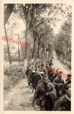 Französische Soldaten gehen in Gefangenschaft bei Arras Frankreich