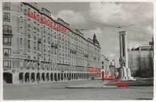 Deutsche Soldaten mit Denkmal am Avenue-Gustave-Dom in Tourcoing Frankreich