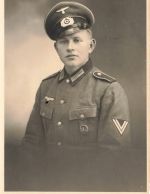 Portrait deutscher Soldat Obergefreiter Reiterabzeichen Großfoto