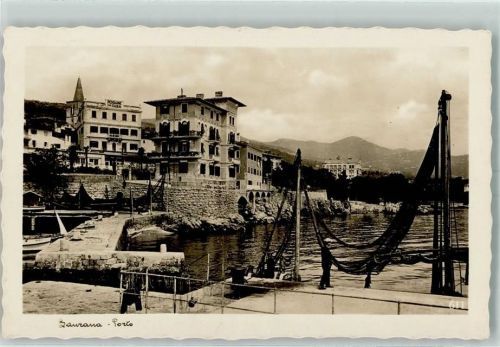 Lovrana Hafen