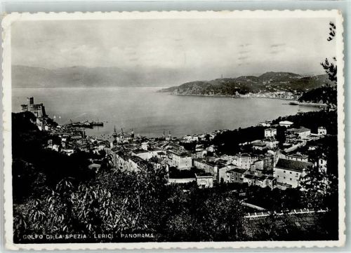 Lerici Golfo di la Spezia Segelboote Frachter