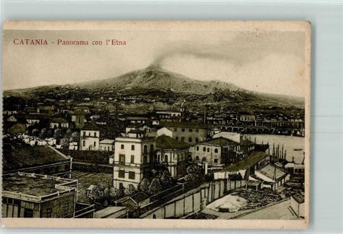Catania Panorama con L` Etna