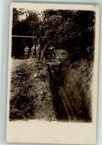 W6973 Unterschüpf Rohre Kanal werden verlegt Beruf Bauarbeiter Privatfoto KEINE AK