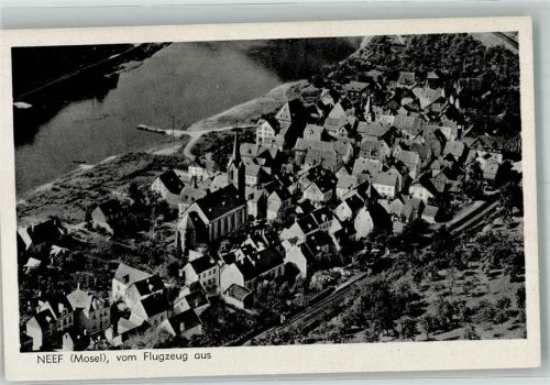 Neef 1943 Fliegeraufnahme des Ortes mit Pfarrkirche Heilig Kreuz