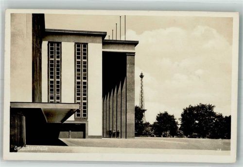 Westend 1938 Deutschlandhalle mit Funkturm Fotograf Werner Sonnenburg